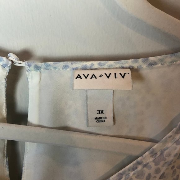 Target Ava&Viv (3X) blouse - Picture 4 of 4